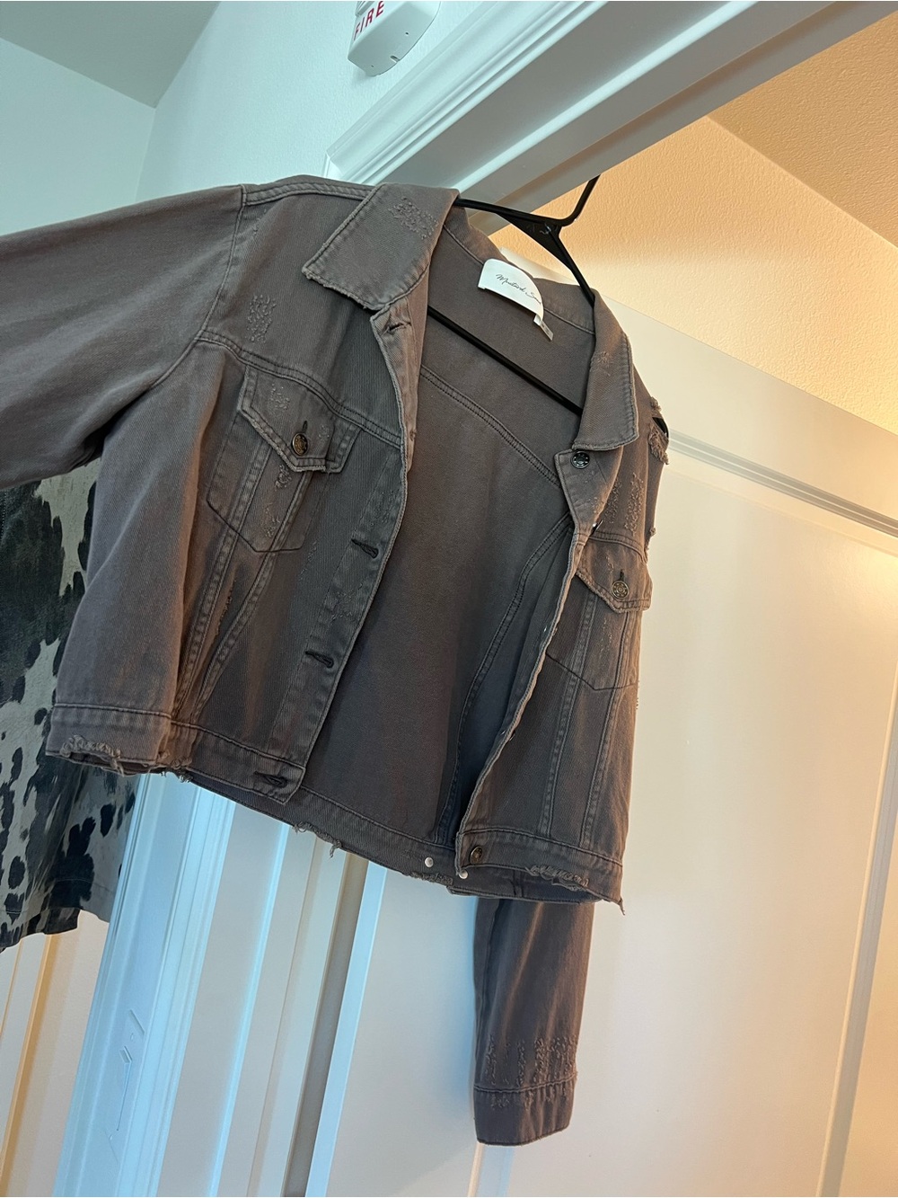 Cropped Women's Jacket in Faded Brown Distressed
